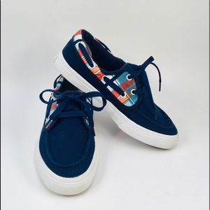 canvas boat sneakers